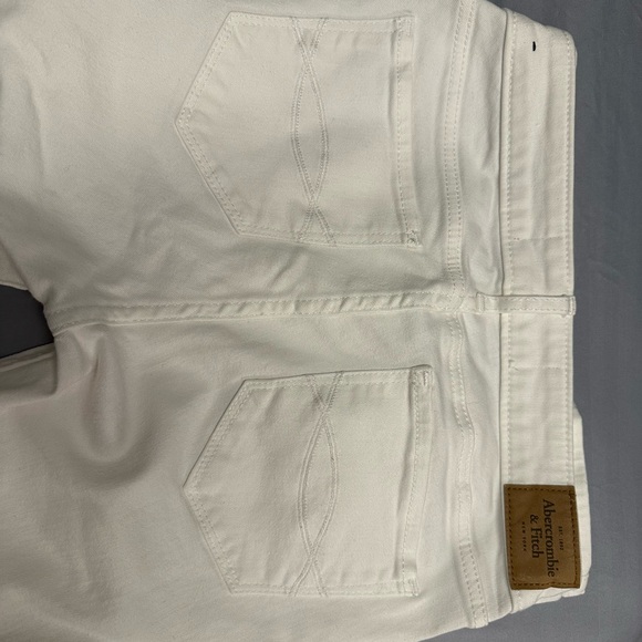 Abercrombie and Fitch Super Skinny Jeans - Picture 5 of 7